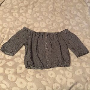 Black & White Off the Shoulder Top. Size M.